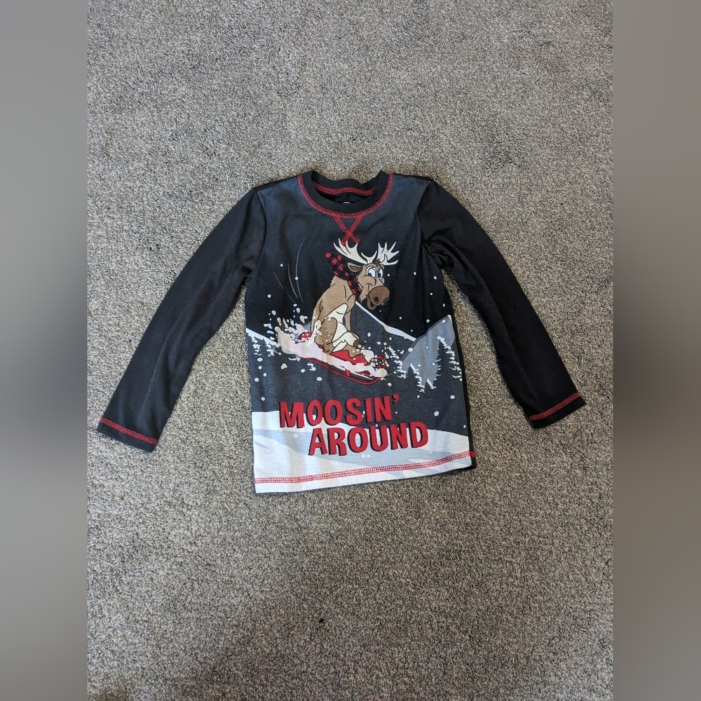 Wonder Nation Christmas Pajamas set - Picture 4 of 10